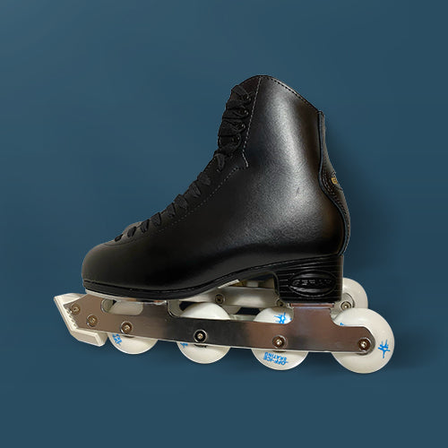 Graf 500 Boot (beginner/intermediate levels) with Off-Ice Blade Attached