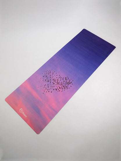 Ionadh san Spéir Yoga Mat | Dara Mats